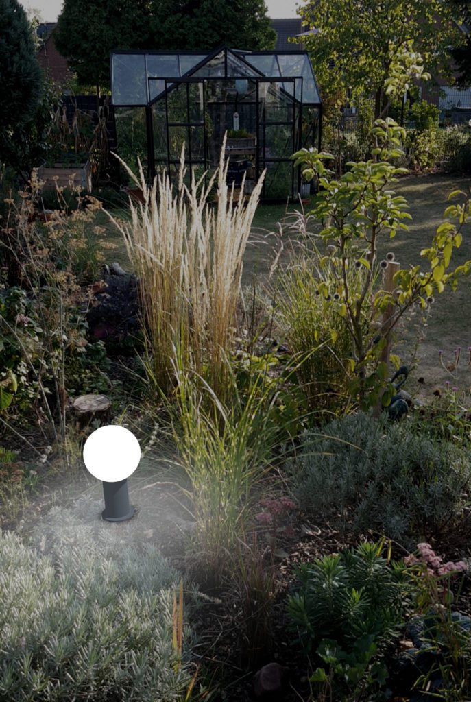 Lichtplanung im Garten mit der App BEGA AR+