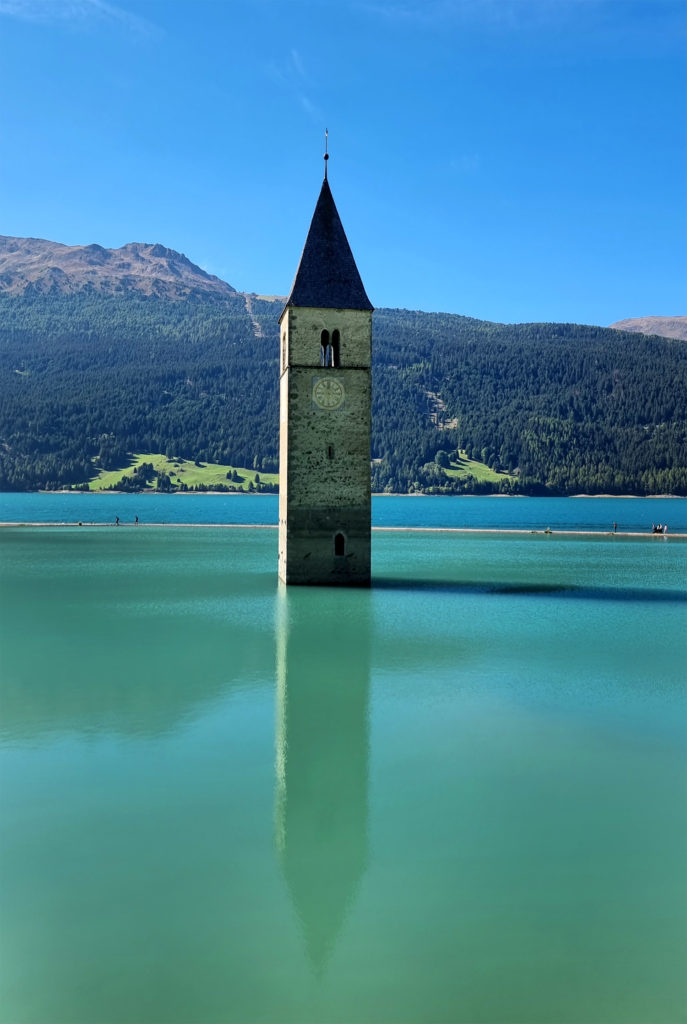 Kirchturm am Reschensee Reschenpass Südtirol